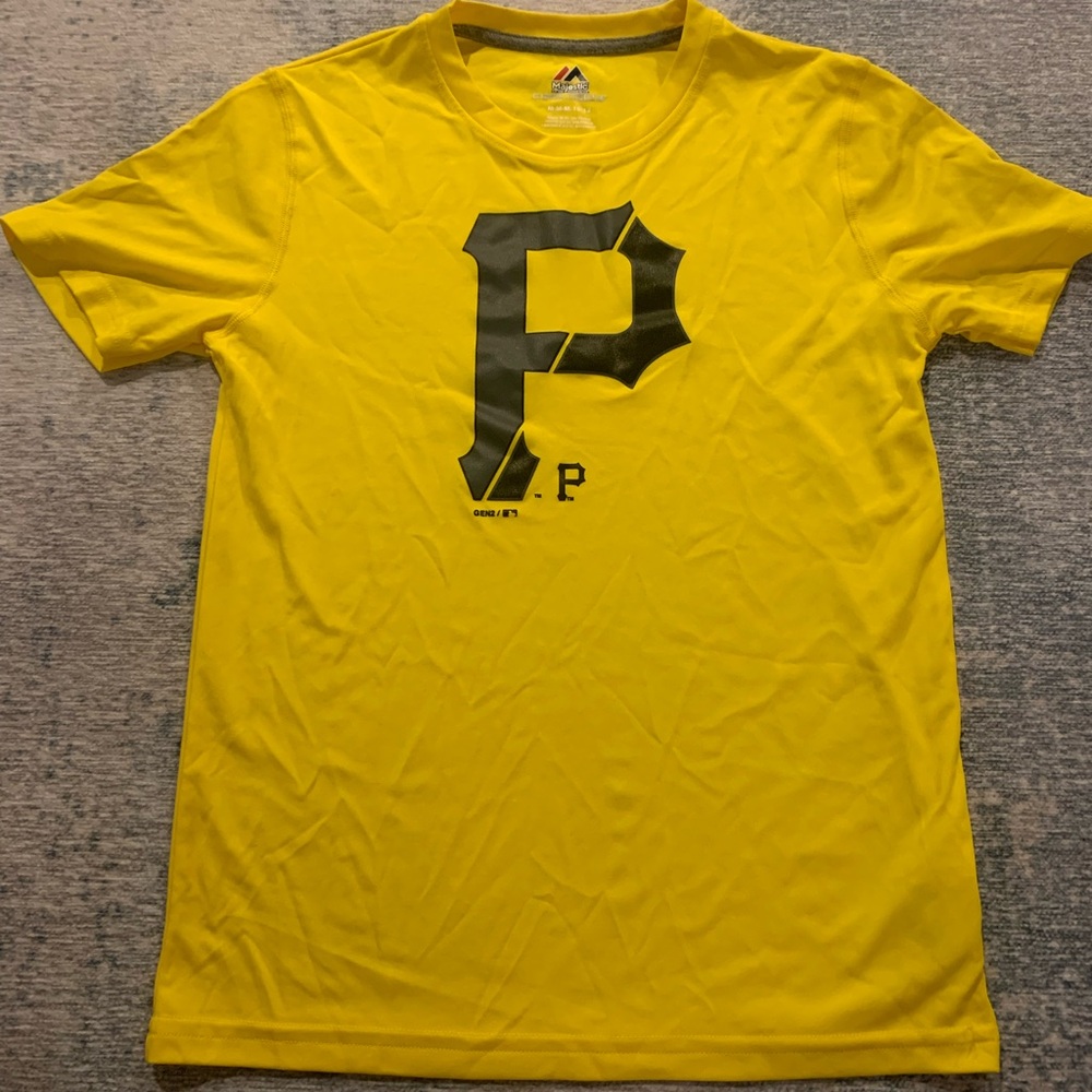 Kid’s Pirates shirt